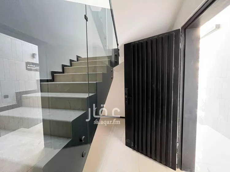 دور للبيع في شارع رقم 378, حي النرجس, مدينة الرياض, منطقة الرياض صورة 3