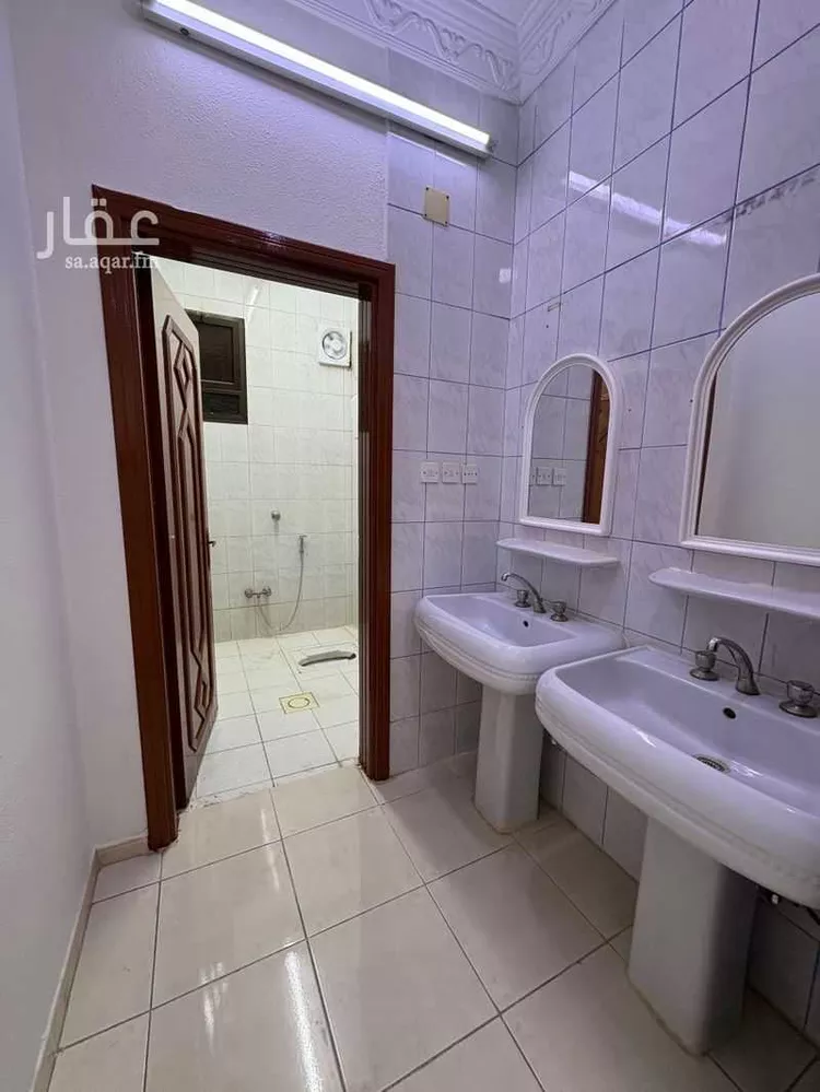 دور للإيجار في شارع ابن الخصيب الدمشقي, حي العريجاء الأوسط, مدينة الرياض, منطقة الرياض صورة 3