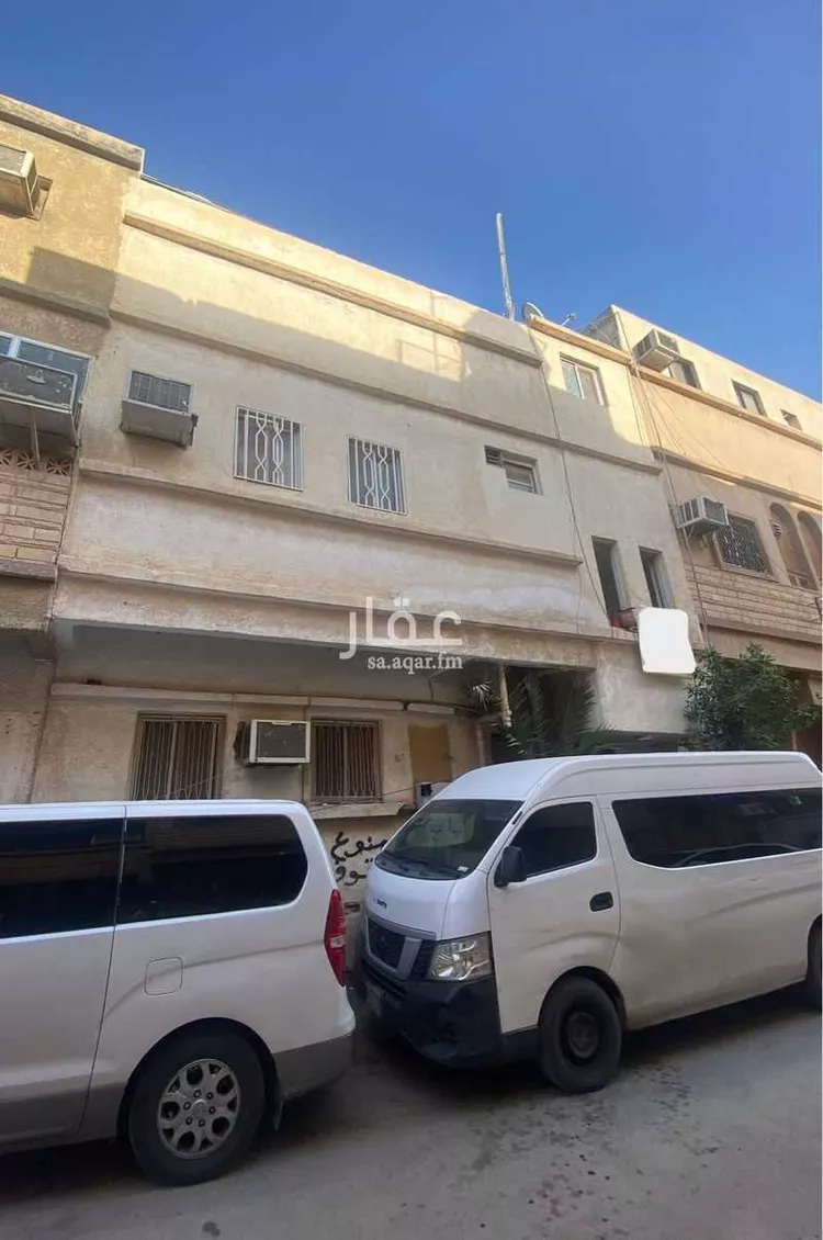 عمارة للبيع في شارع محمود النجاري, حي أم الحمام الشرقي, مدينة الرياض, منطقة الرياض