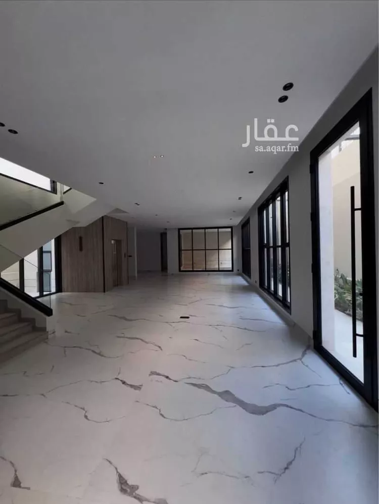 فيلا للبيع في شارع رقم 215, حي الملقا, مدينة الرياض, منطقة الرياض صورة 3