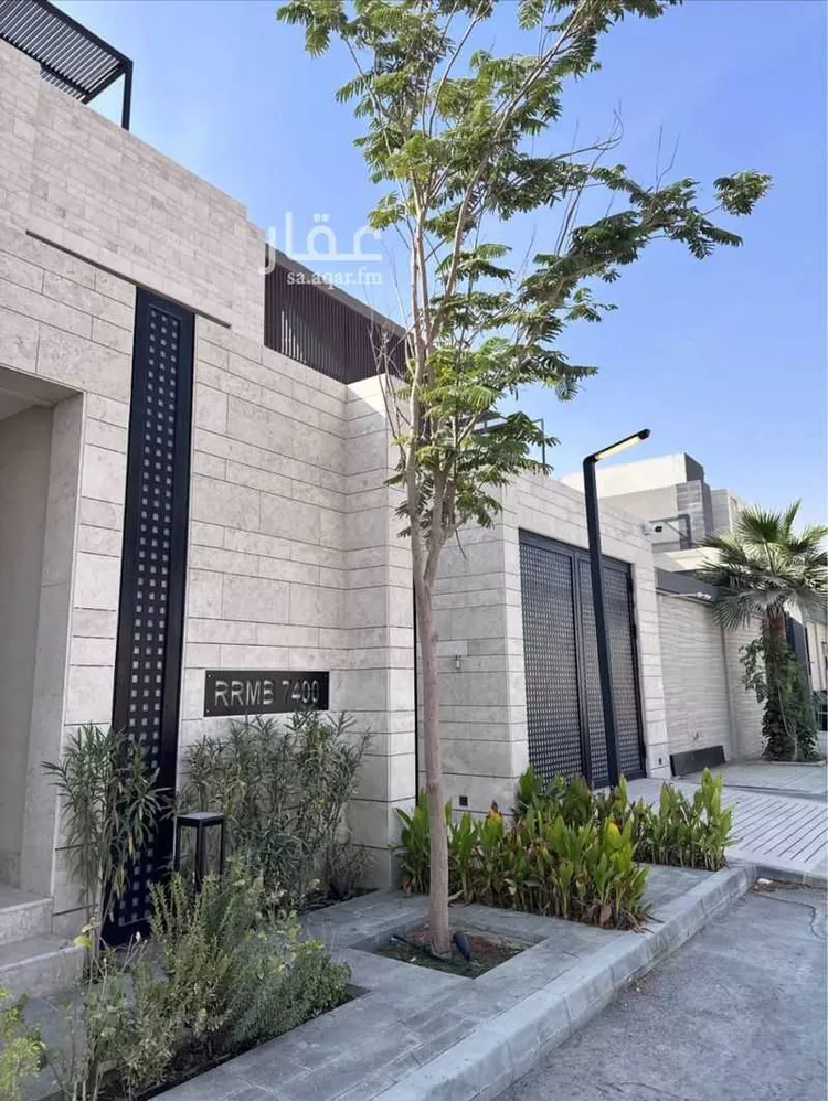 فيلا للبيع في شارع رقم 215, حي الملقا, مدينة الرياض, منطقة الرياض صورة 2