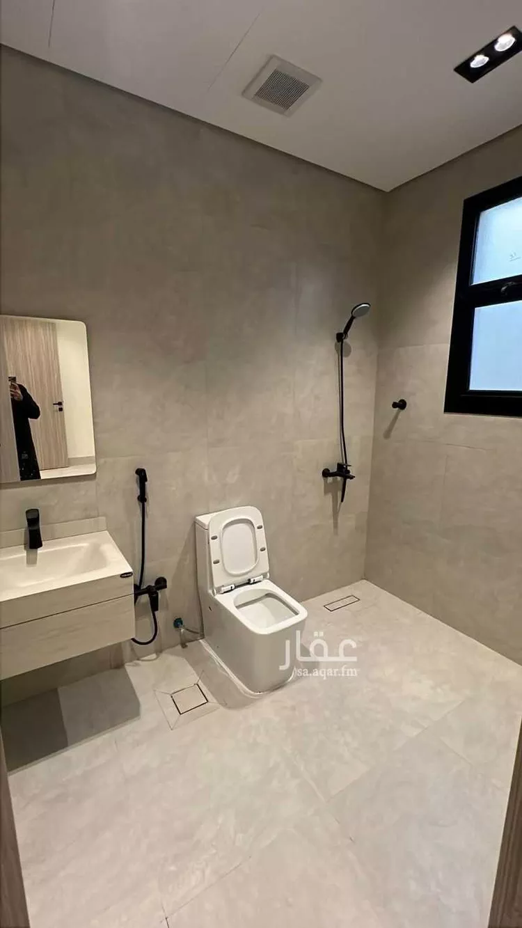 Apartment for Sale in Riyadh Al Arid 7