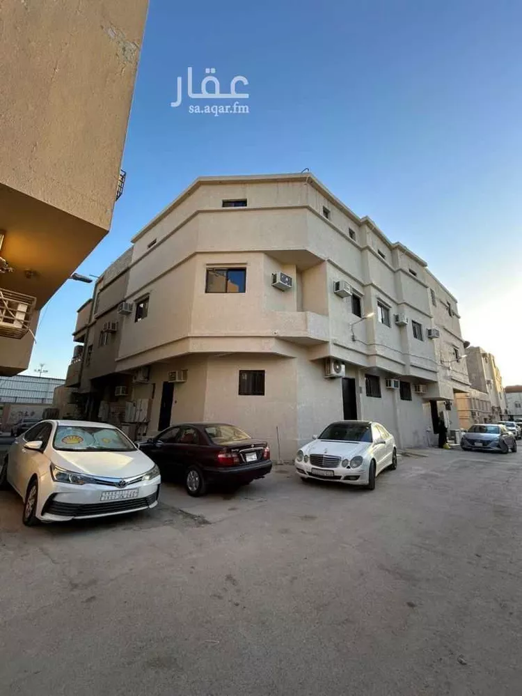 عمارة للبيع في شارع عمرو بن جعدة, حي الشرفية, مدينة الرياض, منطقة الرياض صورة 2