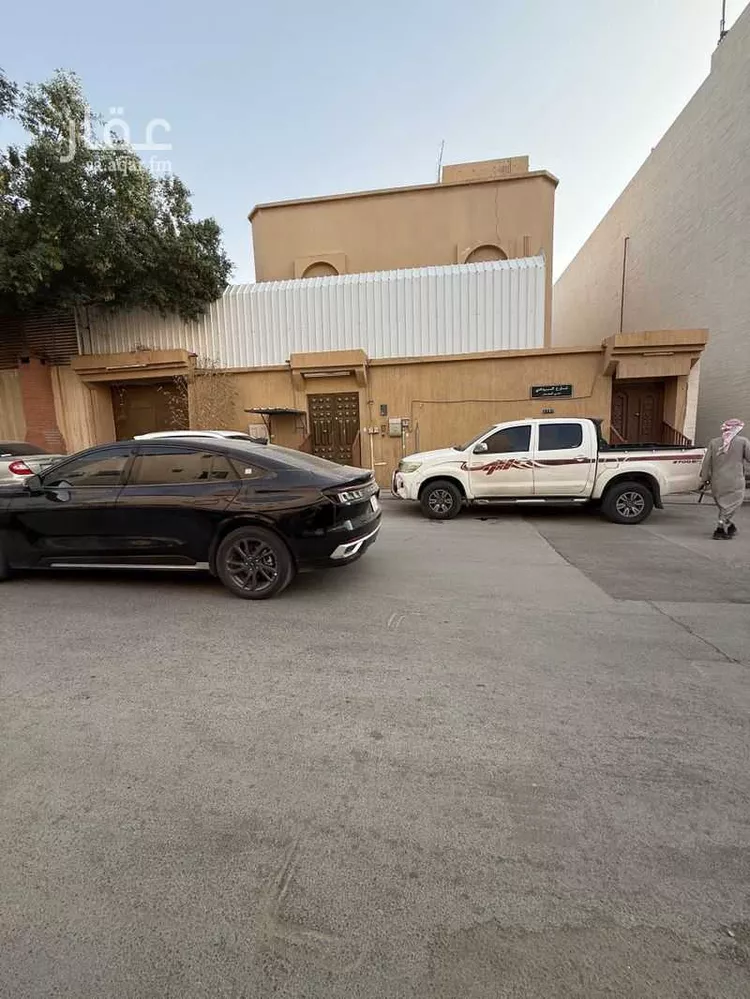 عمارة للإيجار في شارع الردادي, حي المعذر, مدينة الرياض, منطقة الرياض