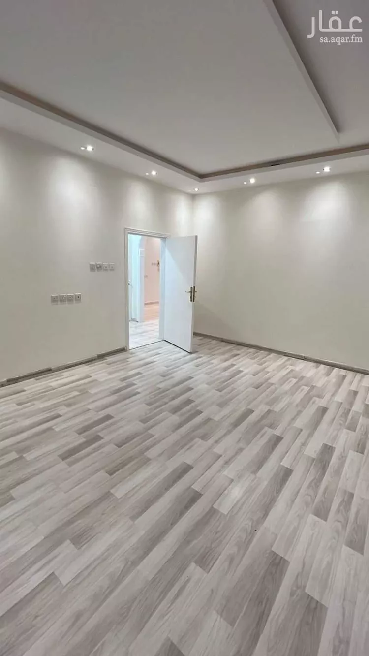 فيلا للبيع في شارع أحمد بن علي الباغاني, حي الجزيرة, مدينة الرياض, منطقة الرياض