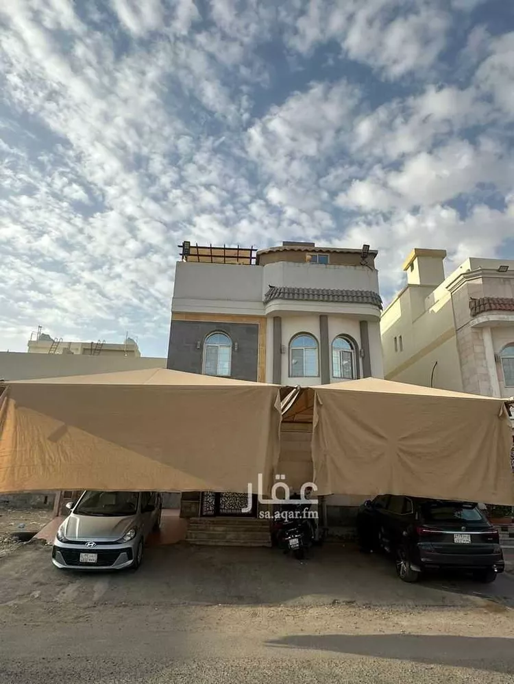 فيلا للبيع في شارع أبي الحسين النعماني, حي الزمرد, مدينة جدة, منطقة مكة المكرمة صورة 3