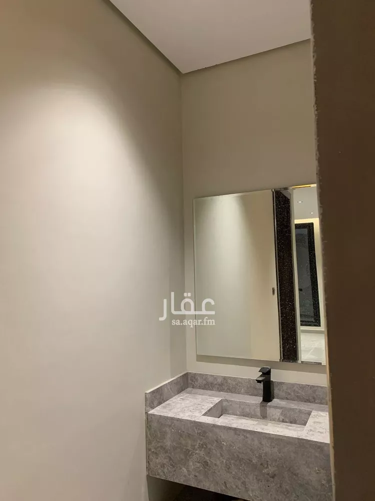 دور للبيع في شارع الحرضة, حي المنار, مدينة الرياض, منطقة الرياض 6