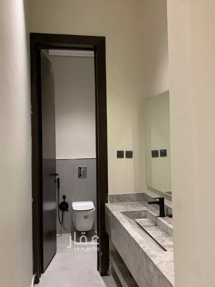 دور للبيع في شارع الحرضة, حي المنار, مدينة الرياض, منطقة الرياض