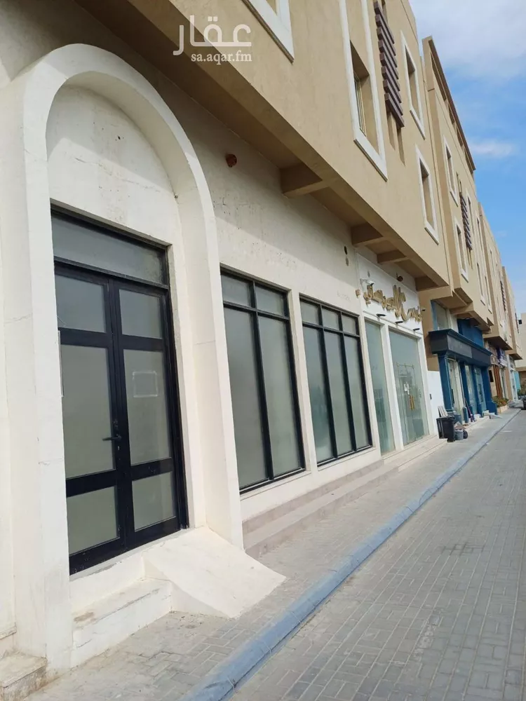محل للإيجار في شارع رقم 53, حي الملقا, مدينة الرياض, منطقة الرياض 8