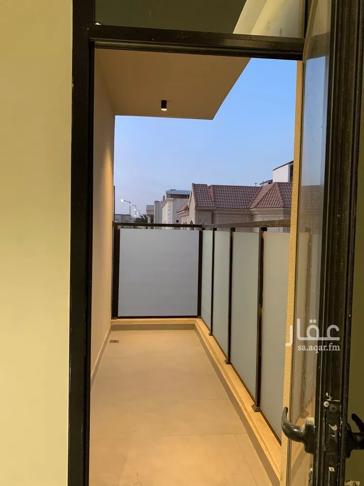 دور للبيع في شارع الحرضة, حي المنار, مدينة الرياض, منطقة الرياض صورة 2