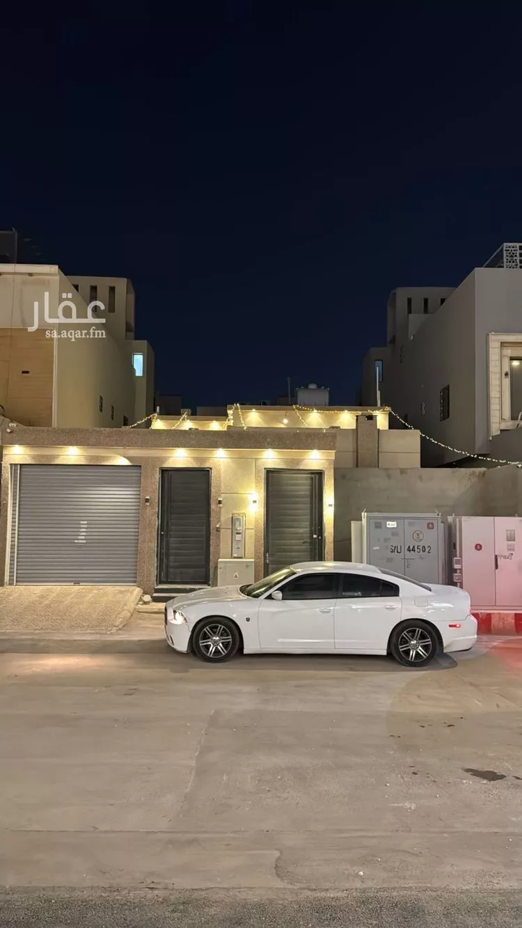 دور للبيع في شارع قيس بن الملوح, حي الرمال, مدينة الرياض, منطقة الرياض 8