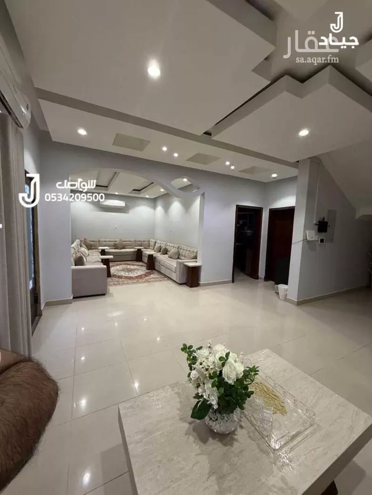 فيلا للبيع في شارع رافع بن رافع, حي طيبة, مدينة الدمام, المنطقة الشرقية صورة 4