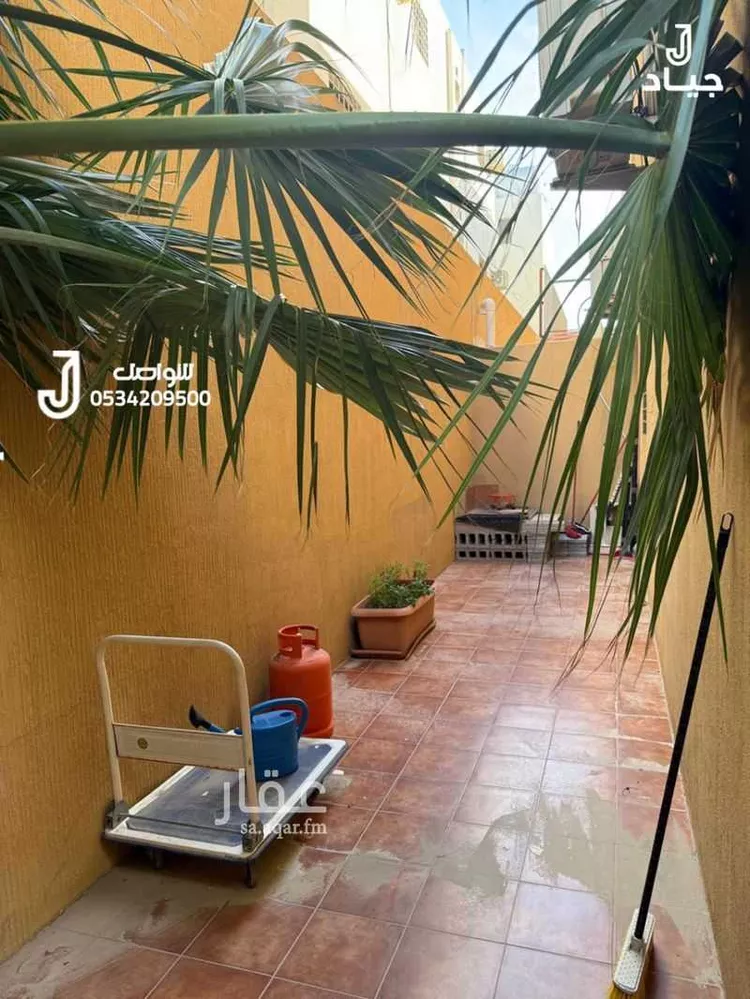 فيلا للبيع في شارع رافع بن رافع, حي طيبة, مدينة الدمام, المنطقة الشرقية صورة 2