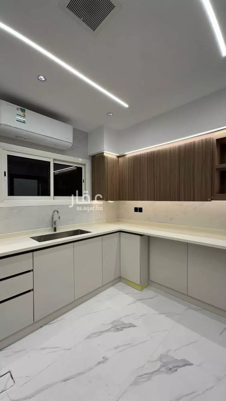 فيلا للبيع في شارع المشارق, حي الوادي, مدينة الرياض, منطقة الرياض صورة 2