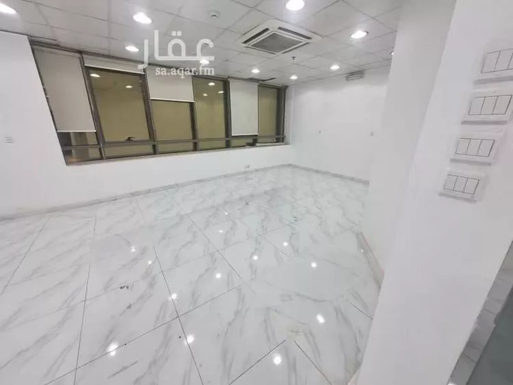 مكتب تجاري للإيجار في شارع الامير محمد ابن عبدالعزيز, حي بنى حارثة, مدينة المدينة المنورة, منطقة المدينة المنورة صورة 3