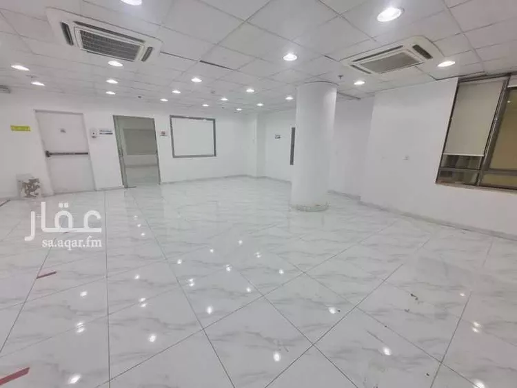 مكتب تجاري للإيجار في شارع الامير محمد ابن عبدالعزيز, حي بنى حارثة, مدينة المدينة المنورة, منطقة المدينة المنورة