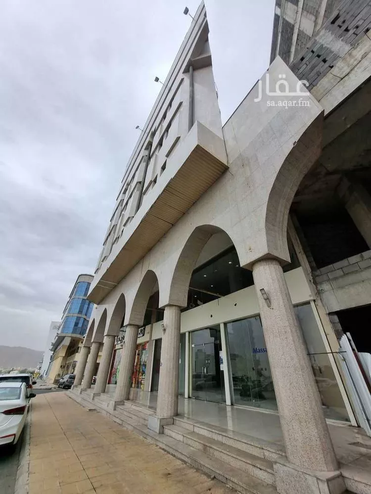 محل للإيجار في شارع الملك عبدالله بن عبدالعزيز, حي الفتح, مدينة المدينة المنورة, منطقة المدينة المنورة صورة 4