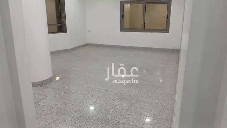 مكتب تجاري للإيجار في شارع اسعد بن ابي نصر, حي بنى حارثة, مدينة المدينة المنورة, منطقة المدينة المنورة 7