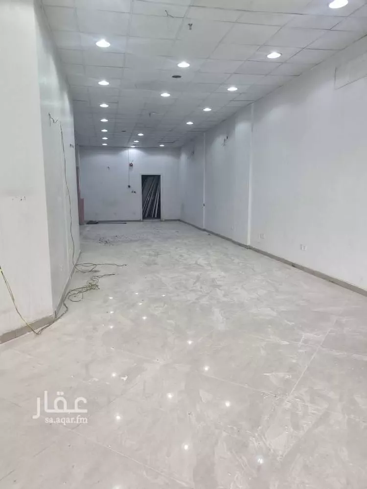 محل للإيجار في شارع الملك عبدالله بن عبدالعزيز, حي الفتح, مدينة المدينة المنورة, منطقة المدينة المنورة صورة 2