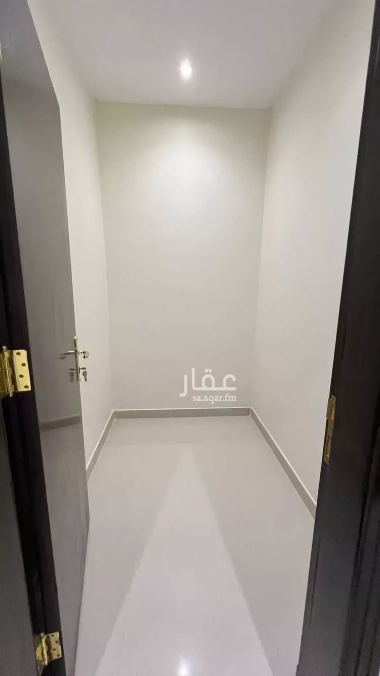 شقة للإيجار في شارع علي بن شيبان, حي العوالي, مدينة الرياض, منطقة الرياض صورة 2