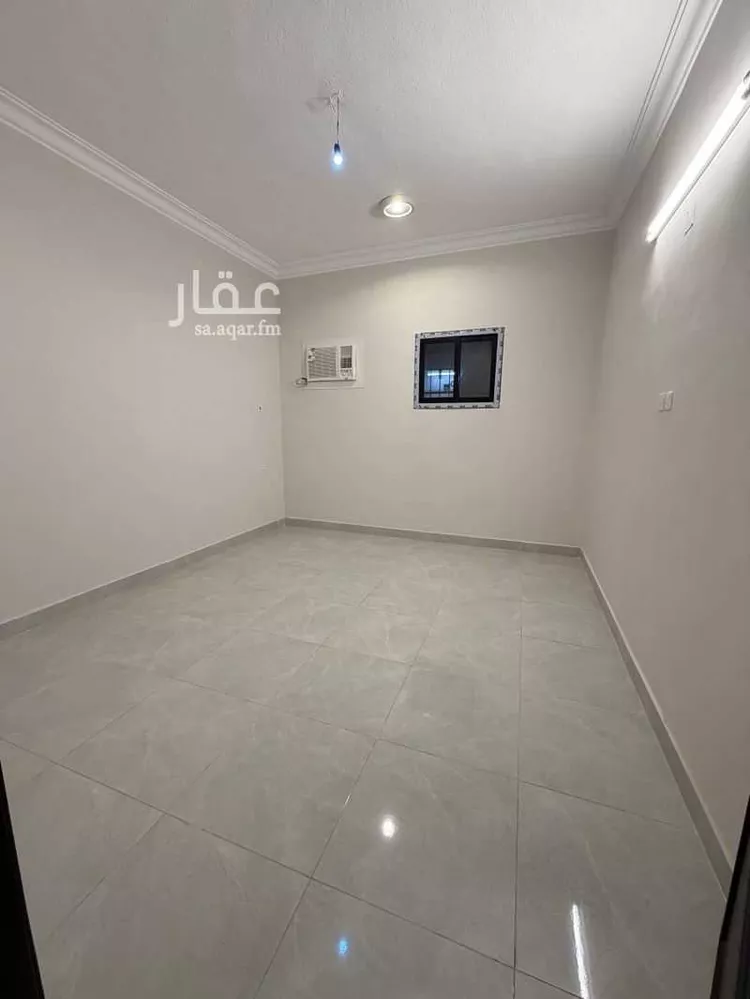 Building for Rent in Riyadh Al Khalidiyah صورة 3