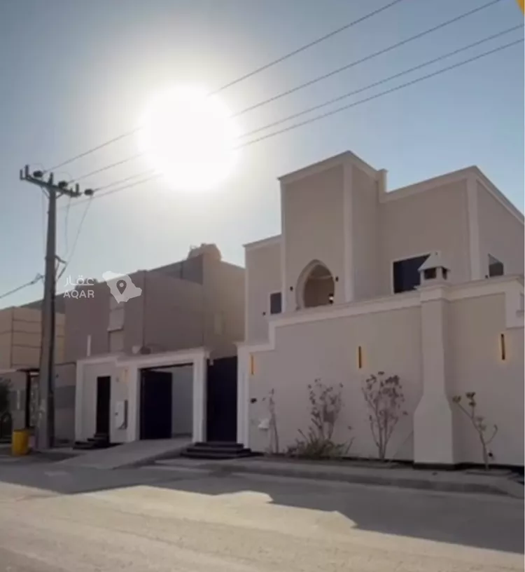 فيلا للبيع في شارع وهب بن زمعه التميمى, حي الجامعيين, مدينة المجمعة, منطقة الرياض