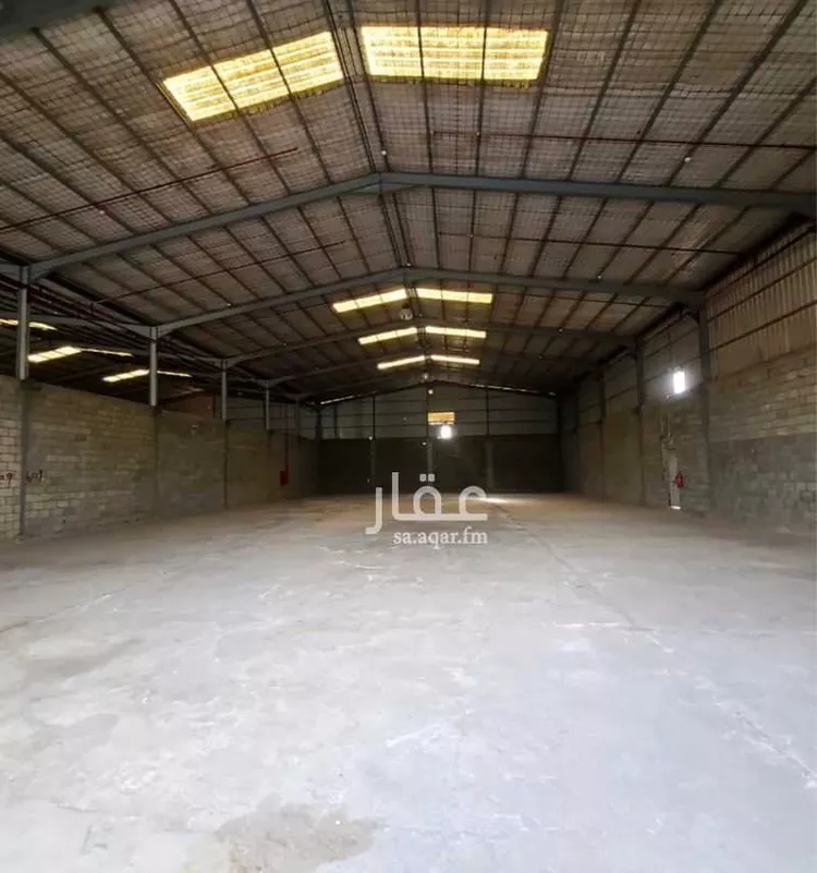 مستودع للإيجار في شارع امرئ القيس ، حي الزعفرانة ، سكاكا ، منطقة الجوف