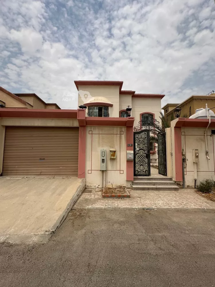 Villa for Sale in Dammam Ash Shati Al Gharbi