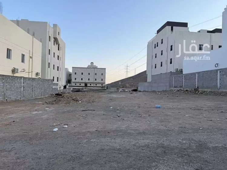 أرض للبيع في شارع المسيب ابن واضح, حي بنى بياضة, مدينة المدينة المنورة, منطقة المدينة المنورة