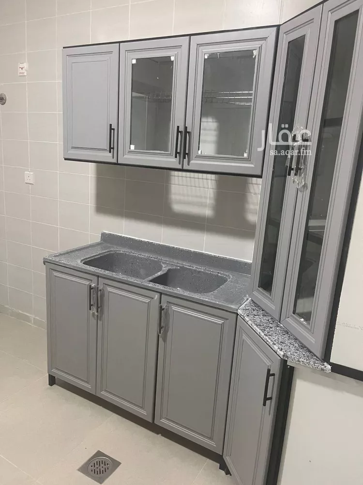 فيلا للإيجار في شارع سقطرة, حي الجنادرية, مدينة الرياض, منطقة الرياض صورة 3