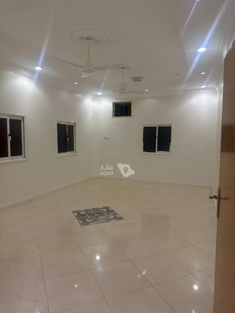 Apartment for Rent in Ahad Rufaidah Al Aziziyah