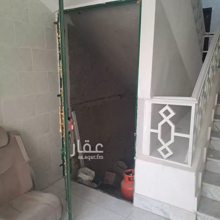 مستودع للإيجار في شارع شارع النيم, حي العوالي, مدينة مكة المكرمة, منطقة مكة المكرمة