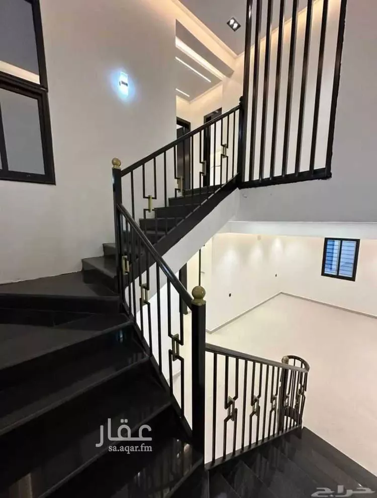 دور للبيع في شارع عبدالرحمن الزواوي, حي الزهور, مدينة أبها, منطقة عسير 10