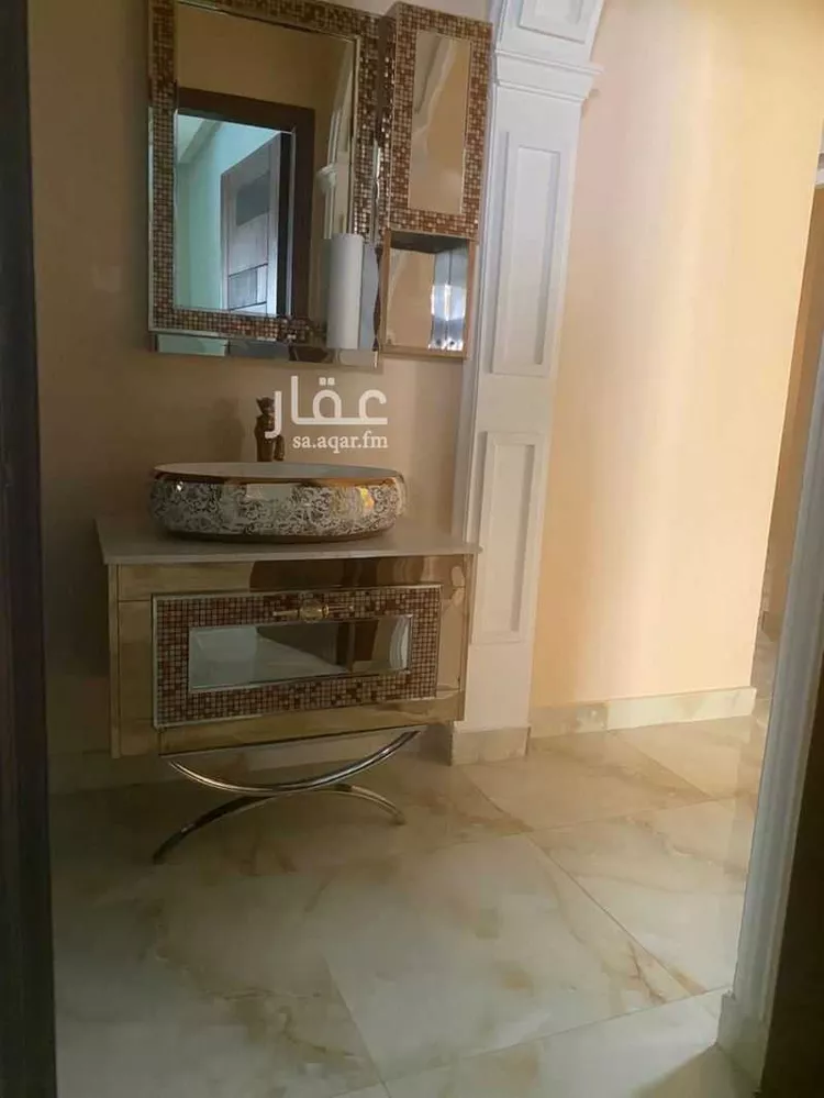 شقة للإيجار في شارع احمد الميداني, حي البحيرات, مدينة مكة المكرمة, منطقة مكة المكرمة 15