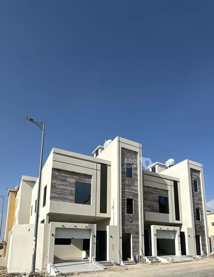 دور للبيع في شارع النهضة 66, حي النهضة, مدينة أحد رفيدة, منطقة عسير