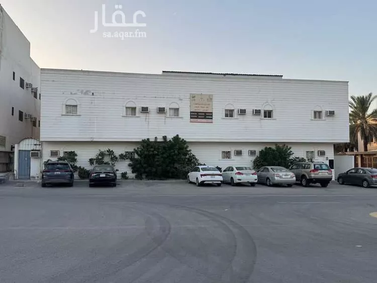 عمارة للبيع في شارع قلعة صلاح الدين, حي العقيق, مدينة الرياض, منطقة الرياض صورة 5