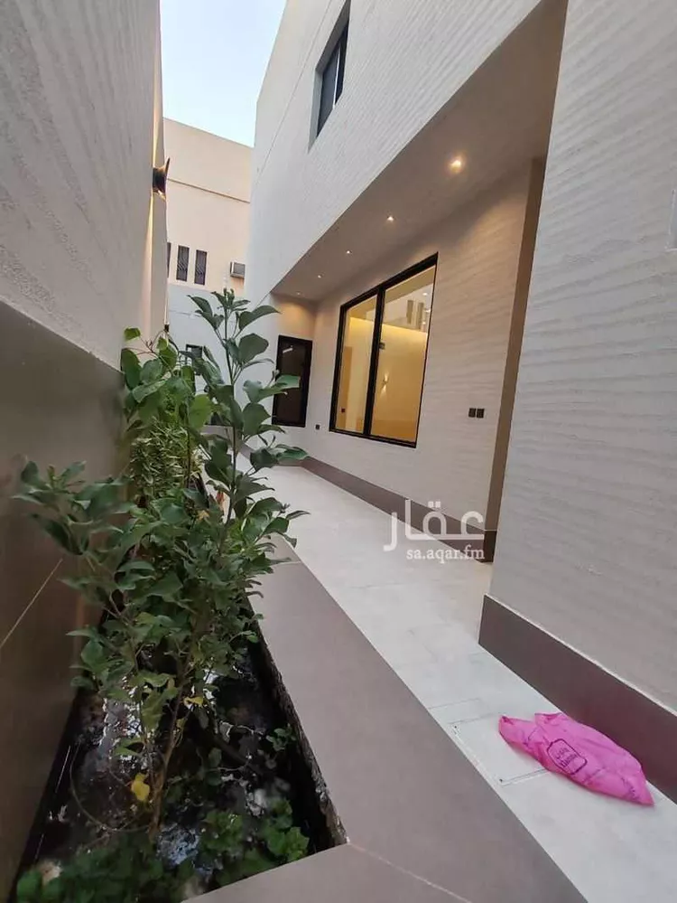 دور للبيع في شارع ابن البصري, حي الشفاء, مدينة الرياض, منطقة الرياض صورة 3