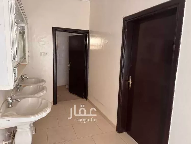 فيلا للإيجار في شارع الزلاقية, حي المروة, مدينة الرياض, منطقة الرياض صورة 5