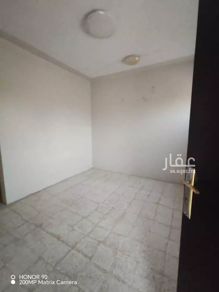 فيلا للبيع في شارع وادي الشعبة, حي بدر, مدينة الرياض, منطقة الرياض 14