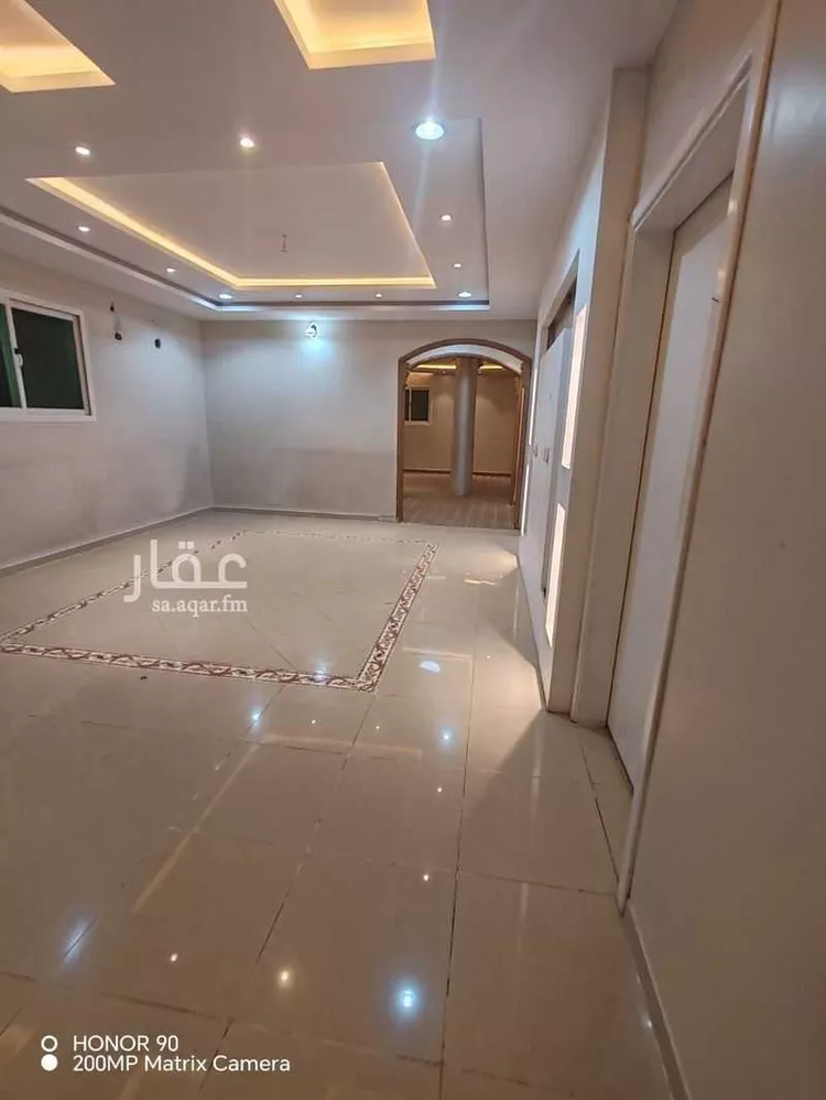 فيلا للبيع في شارع وادي الشعبة, حي بدر, مدينة الرياض, منطقة الرياض صورة 5