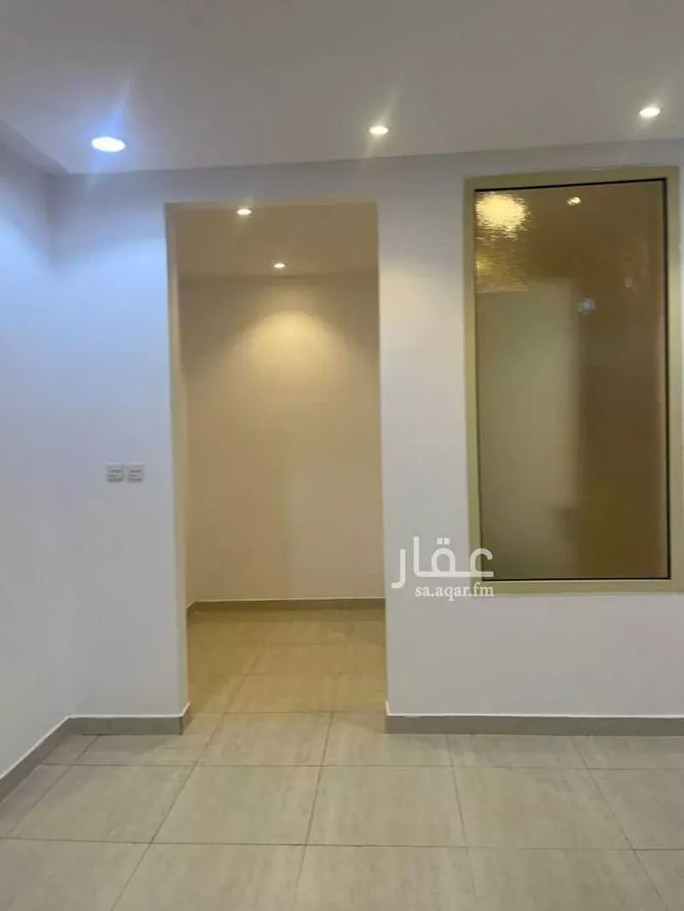 فيلا للبيع في شارع عبدالقادر السعدي, حي عكاظ, مدينة الرياض, منطقة الرياض 24