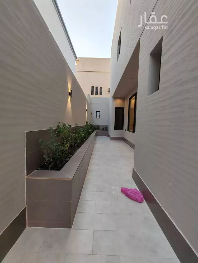 دور للبيع في شارع ابن البصري, حي الشفاء, مدينة الرياض, منطقة الرياض صورة 4