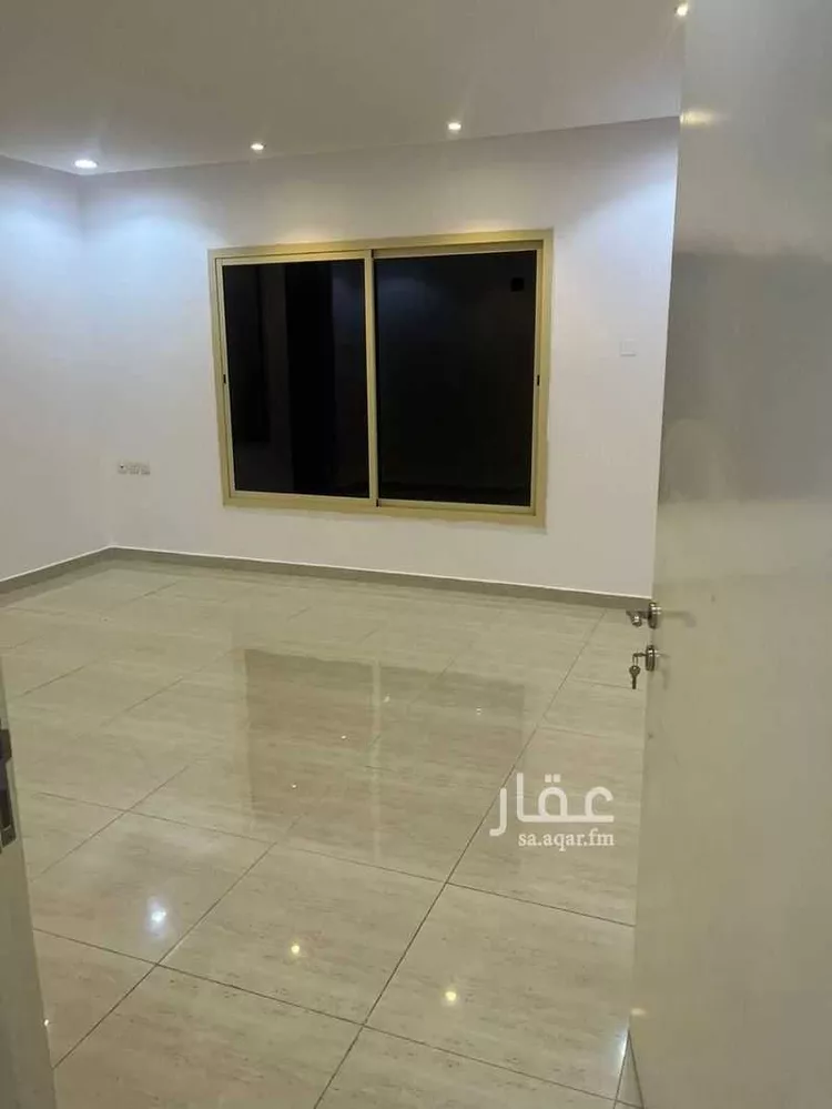 فيلا للبيع في شارع عبدالقادر السعدي, حي عكاظ, مدينة الرياض, منطقة الرياض 21