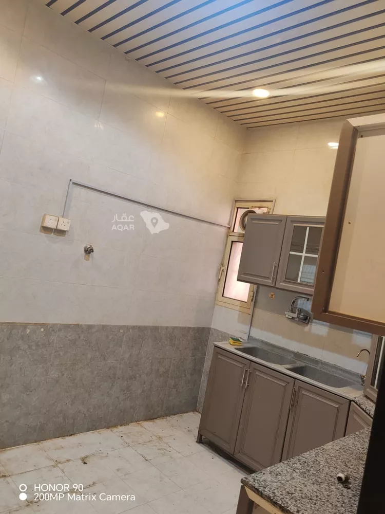 شقة للإيجار في شارع الفرسان, حي عكاظ, مدينة الرياض, منطقة الرياض 11