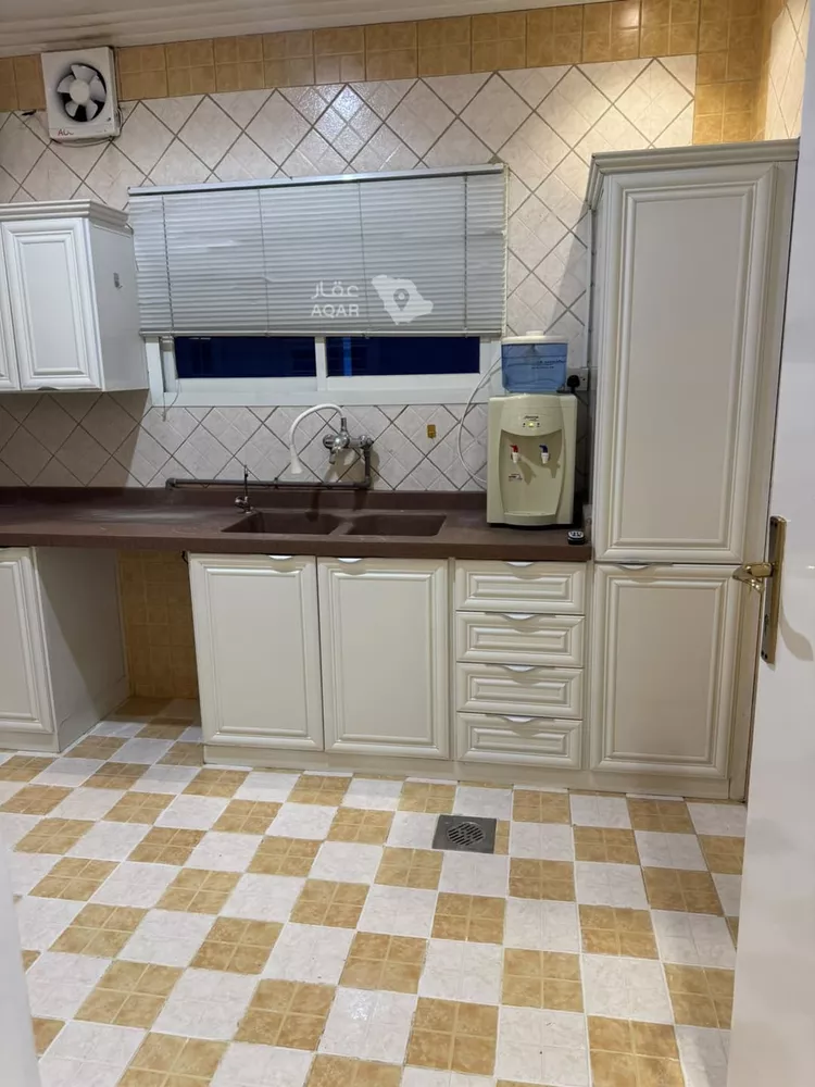 شقة للإيجار في شارع البتراء, حي الشفاء, مدينة الرياض, منطقة الرياض 11