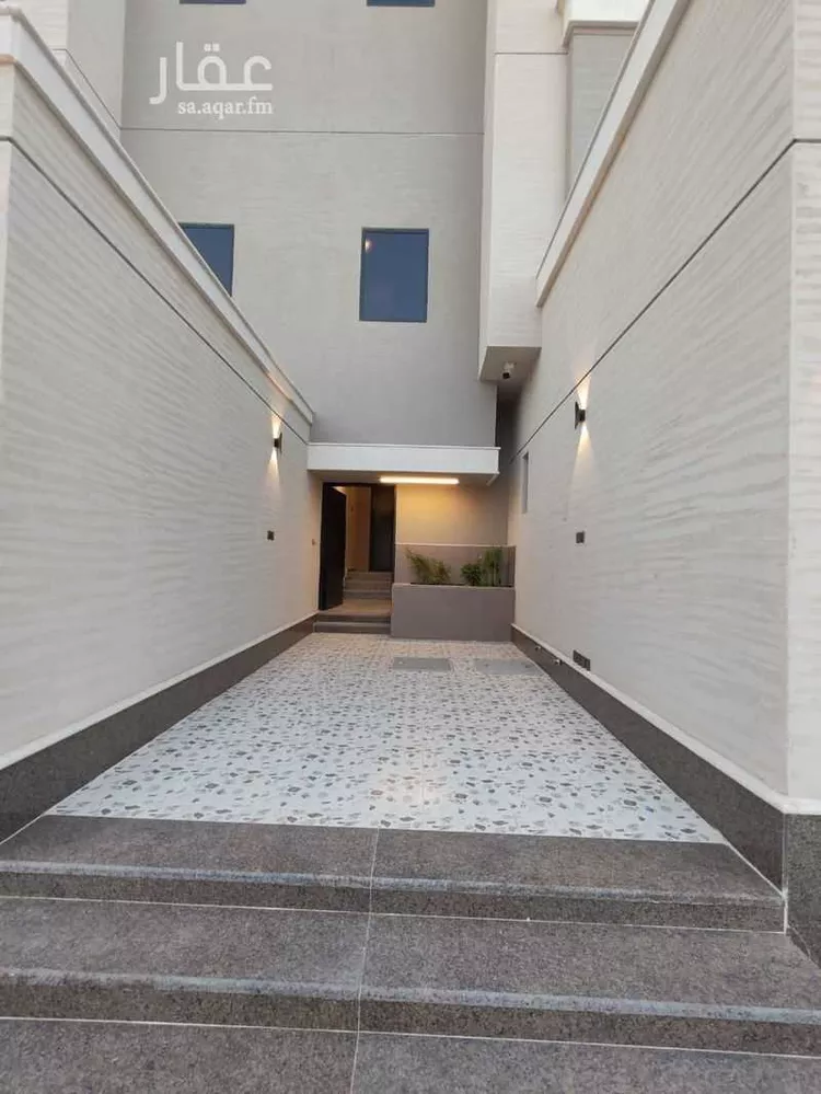 دور للبيع في شارع ابن البصري, حي الشفاء, مدينة الرياض, منطقة الرياض صورة 2