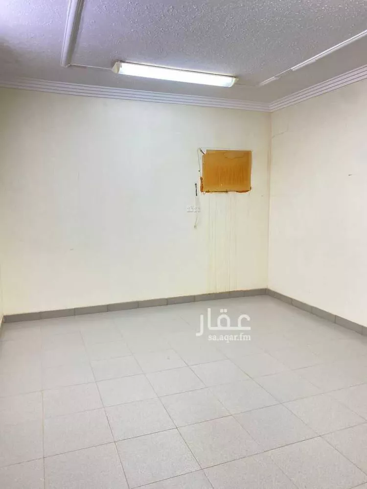 شقة للإيجار في شارع محمد بن القاسم, حي المروج, مدينة المزاحمية, منطقة الرياض 11