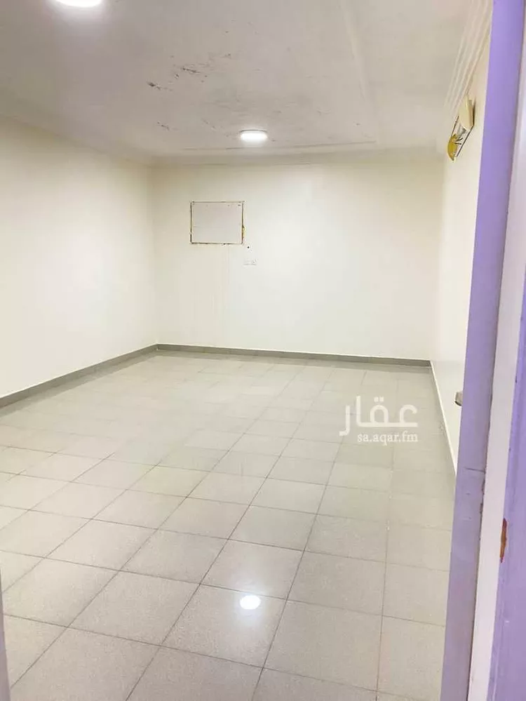 شقة للإيجار في شارع محمد بن القاسم, حي المروج, مدينة المزاحمية, منطقة الرياض 7