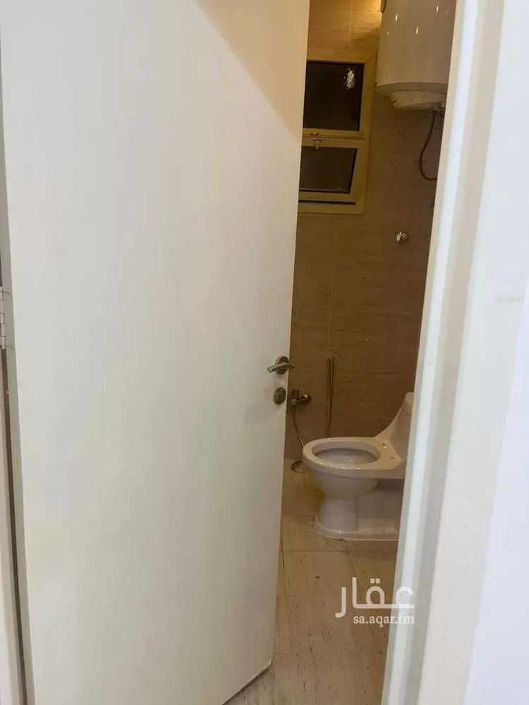 فيلا للبيع في شارع عبدالقادر السعدي, حي عكاظ, مدينة الرياض, منطقة الرياض 26