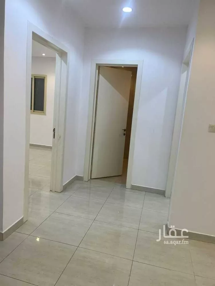 فيلا للبيع في شارع عبدالقادر السعدي, حي عكاظ, مدينة الرياض, منطقة الرياض 19